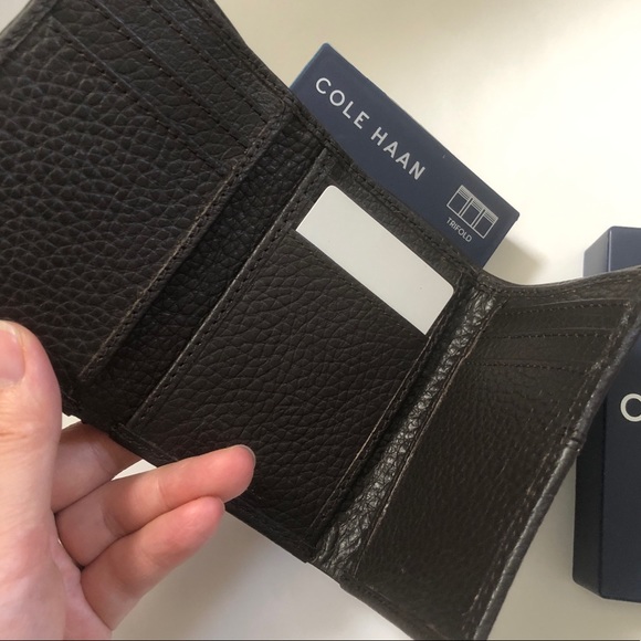NIB Great Gift -Cole Haan Men’s trifold wallets V3 - Picture 1 of 10